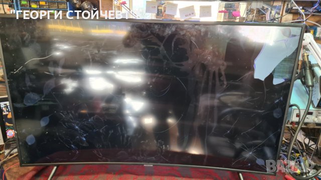 UE55RU77372U  СЪС СЧУПЕН ПАНЕЛ