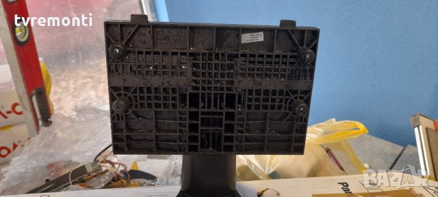  оригинална стойка BN61-15590X за телевизор SAMSUNG, модел UE65RU7472U, снимка 2 - Стойки, 3D очила, аксесоари - 34908726