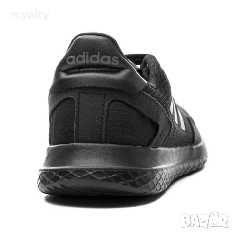 Унисекс оригинални маратонки на Adidas, снимка 2 - Маратонки - 53209319