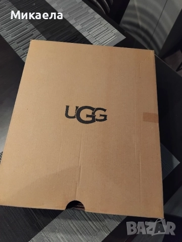UGG чехли