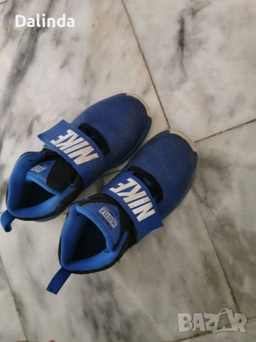 Детски маратонки Nike31,5, снимка 3 - Детски маратонки - 37769611