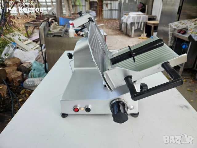 Колбасо резачка размери на ножа ф-25см. втора употреба , снимка 3 - Обзавеждане на кухня - 49377598