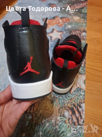 Маратонки Jordan, снимка 9 - Детски маратонки - 52865398