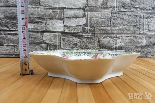 Купичка с рози и златен декор - Beyer & Bock, 100 годишна, снимка 4 - Други - 49728276