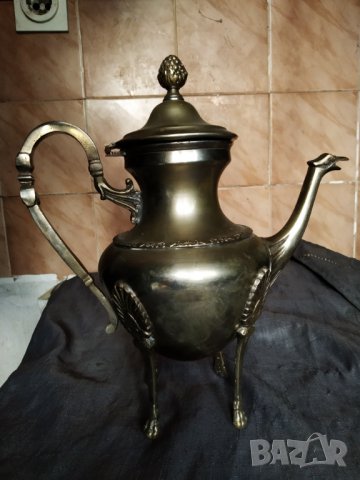 посребрен бароков чайник