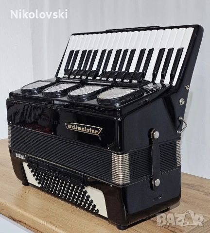 Акордеон Weltmeister Stella , снимка 5 - Акордеони - 53409780