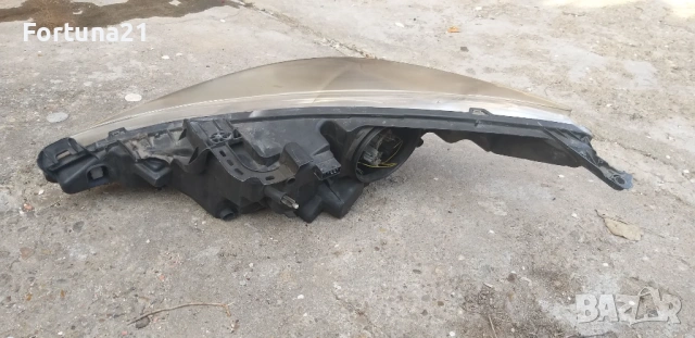 Peugeot 207 - десен фар оригинален, снимка 2 - Части - 53242100