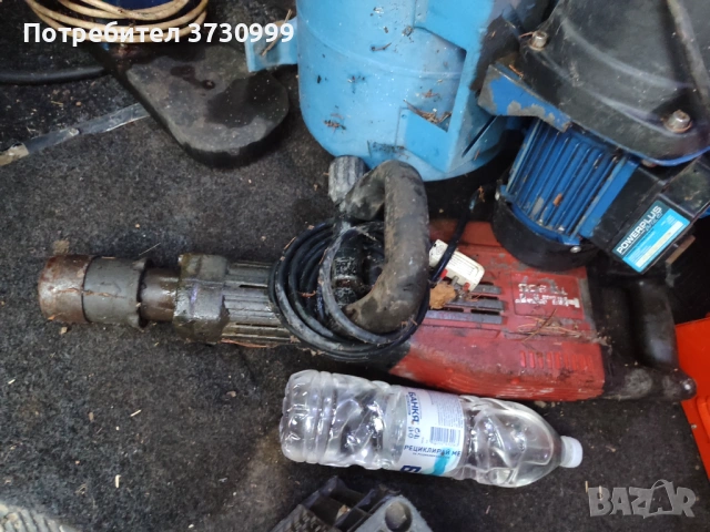 Продавам къртач hilti, снимка 2 - Къртачи - 53324709