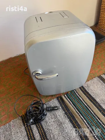 Мини хладилник Laurina