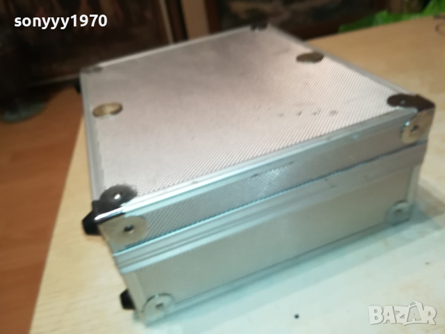 АЛУМИНИЕВ КУФАР ЗА ТЕХНИКИ МИКРОФОНИ АУДИО ИНСТРУМЕНТИ 2503240754, снимка 6 - Друга електроника - 44930998