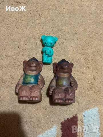 Стари играчки Алф и мече