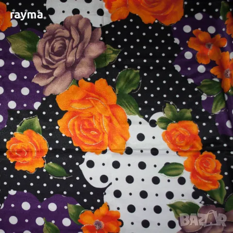Италиански еластичен сатен принт точки и цветя, снимка 4 - Платове и дамаски - 50431475
