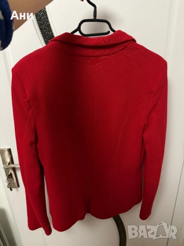 Дамско сако, снимка 2 - Сака - 52356939