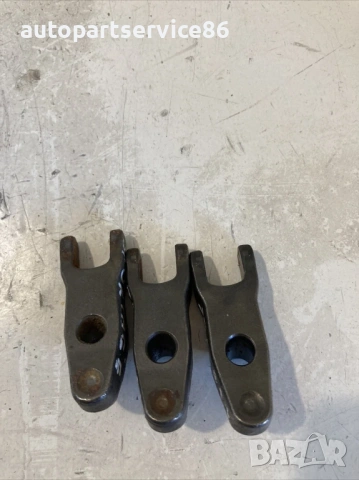 Държач на инжектор за гориво за KIA Sportage 1.7 CRDi (2011), снимка 2 - Части - 53357470