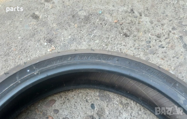 Гума за Пистов Мотор Bridgestone Battlax 120/60/17, снимка 5 - Гуми и джанти - 51223368