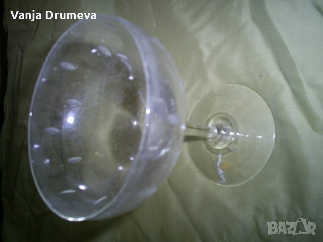 стъклен сервиз за коктейли или шампанско винтидж стил -неизползван подходящ за предстоящите празници, снимка 2 - Сервизи - 33251140