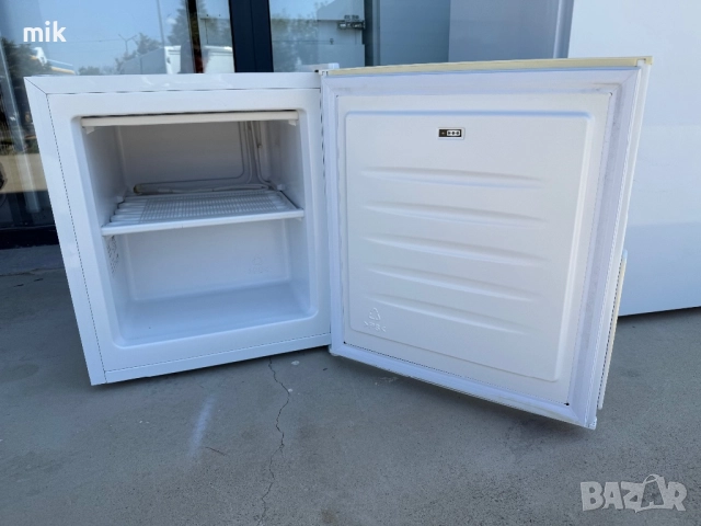 Малък - Мини фризер Зануси , снимка 5 - Фризери - 52494773