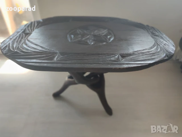 Африканска холна масичка с оригинални подвижни крачета. , снимка 5 - Антикварни и старинни предмети - 51009288