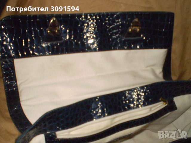 Дамска чанта CHARLES & KEITH , снимка 5 - Чанти - 43275857