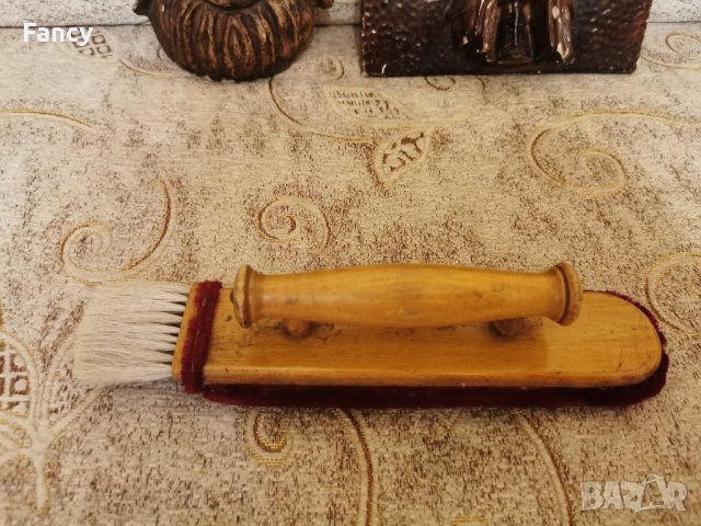 Стара почистваща четка за плочи, снимка 2 - Антикварни и старинни предмети - 43369373