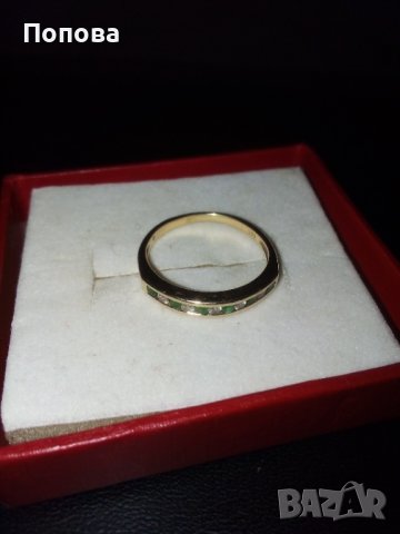 Златен пръстен с диаманти и изумруди, снимка 2 - Пръстени - 37273957