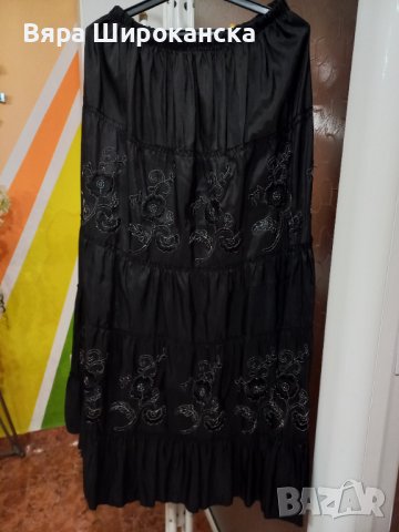Черна пола на волани с ластик на талията. Размер: универсален., снимка 1 - Поли - 40527819