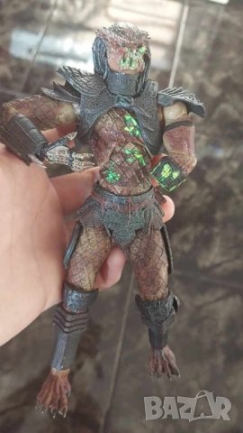 Celtic Predator Masked Scar Predator Figure, снимка 18 - Колекции - 43315498