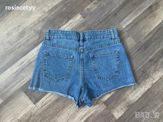 Къси дънки с бродерия , снимка 3 - Къси панталони и бермуди - 39536923