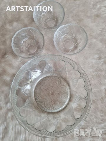 Фруктиера стъклена прозрачна с три купички и стъклена купичка от дебело стъкло 