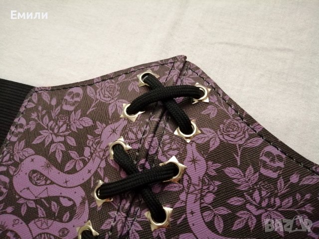 Черен корсет колан за талия с връзки в лилав/розов принт черепи, рози и змии , снимка 6 - Корсети, бюстиета, топове - 43330587