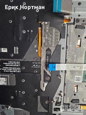 Клавиатура с капака за лаптоп Dell, снимка 7 - Части за лаптопи - 52320662