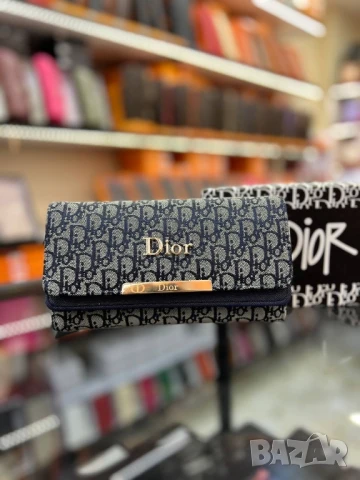 портмонета в кутия christian dior , снимка 4 - Портфейли, портмонета - 51041739