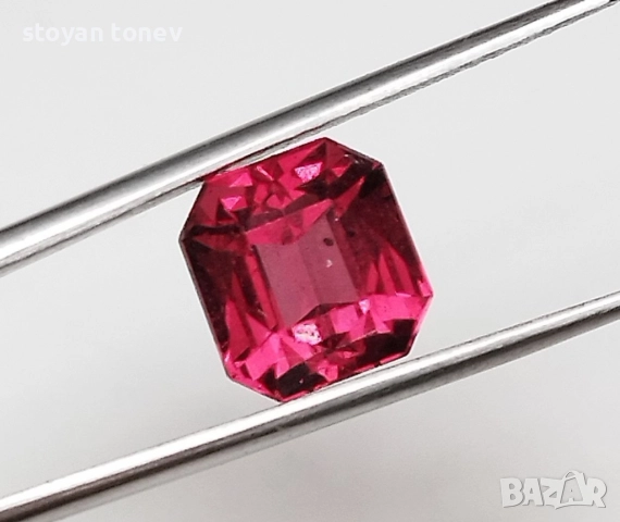 Фантастичен радък червено розов Малайя гранат 2.83кт.! Нов!, снимка 7 - Други - 52685468