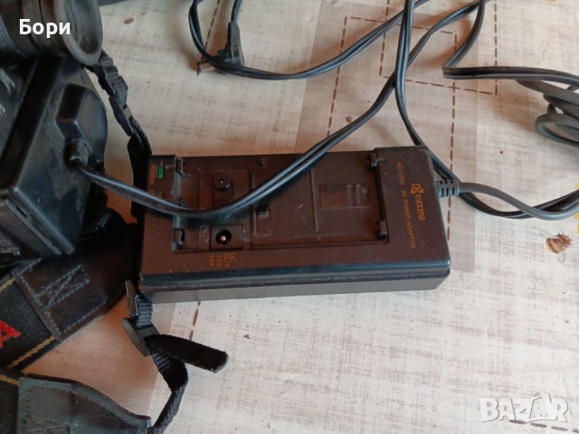 YASHICA Samurai Video 8 KX-77E Камера, снимка 3 - Камери - 42984075