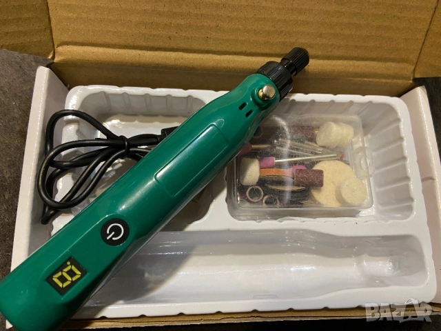 Акумулаторен мултишлайф - Малък  многофункционален Комбиниран инструмент 50 части, снимка 2 - Други инструменти - 46113278