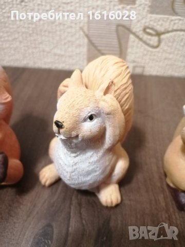 Малки фигурки на бухали,лисици и катеричка не чул,не видял,не разбрал за декорация., снимка 4 - Градински мебели, декорация  - 43148023