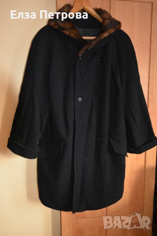 Черно палто с яка от изкуствен косъм, снимка 4 - Палта, манта - 43805613