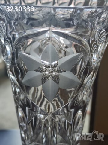 Кристална ваза голяма, снимка 4 - Аксесоари за кухня - 43703126