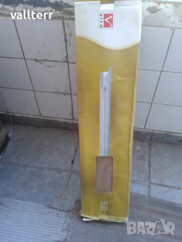 лампа алуминисцентна  лампа със стойка  рафче стъклено-60%, снимка 4 - Други стоки за дома - 44422169