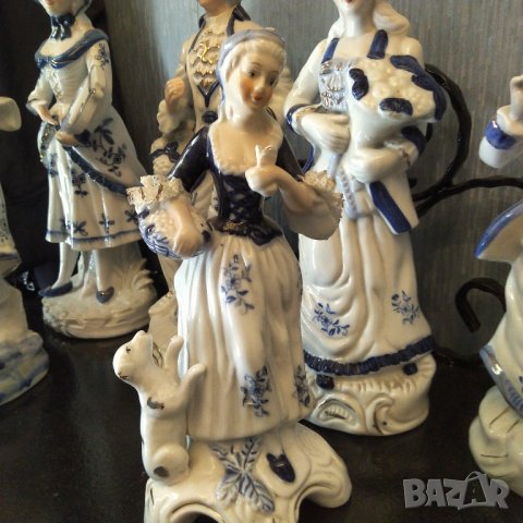 Порцеланова фигура дама с куче 2 , снимка 2 - Статуетки - 37721058