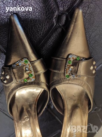 Чехли Златни