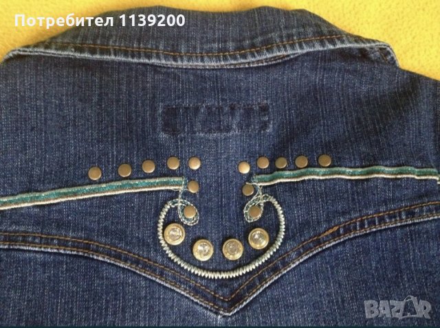 Ново дънково яке сако U Jeans етикет S камъни капси, снимка 4 - Сака - 33095804