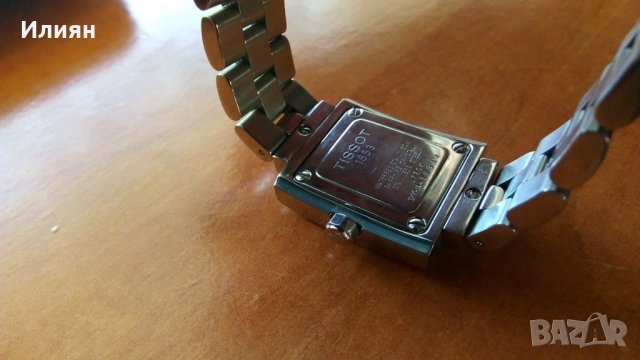 Дамски часовник Tissot , снимка 4 - Дамски - 27984717