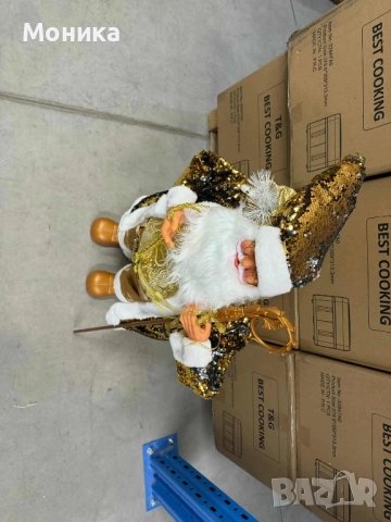 Дядо Коледа в различни размер, снимка 7 - Декорация за дома - 52459669