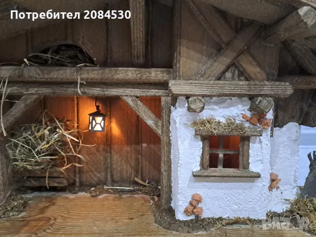 Дървена къща със сцена на Рождество Христово (светеща)