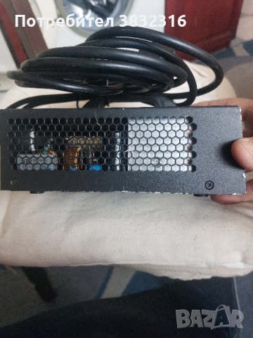 Зарядно за акумулатори, снимка 3 - Аксесоари и консумативи - 51995997