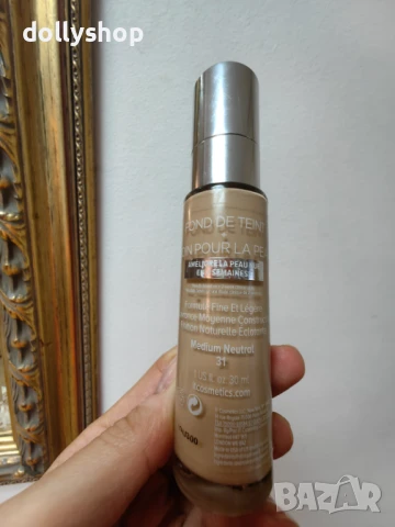 Фондьотен It cosmetics foundation your skin but better foundation+skincare -Цвят Medium neutral 31, снимка 2 - Декоративна козметика - 51151821