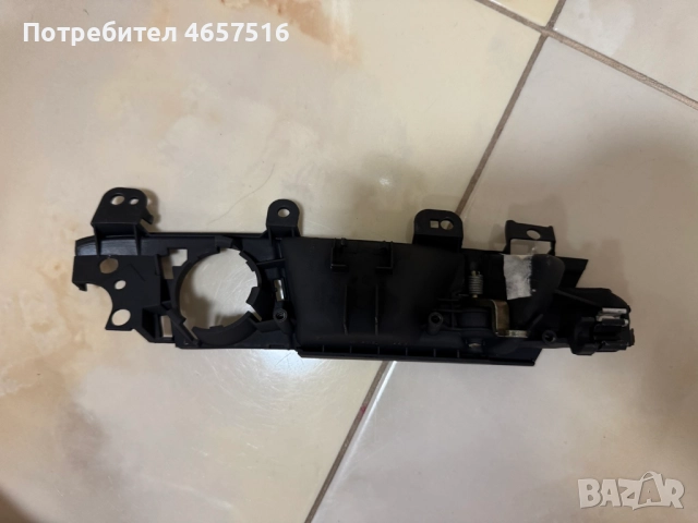 Вътрешна дръжка на задна лява врата на Ауди Audi A3 само за 20лв. 8P4839019D, снимка 2 - Части - 52516295