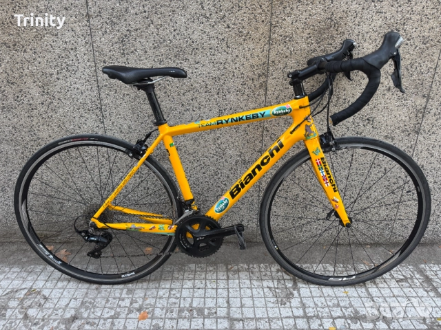 Bianchi Team Rynkeby Carbon/Shimano 105 2x11/шосеен велосипед