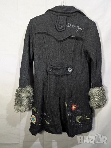 палто Desigual с бродерия размер 38 -М, снимка 6 - Палта, манта - 53374569